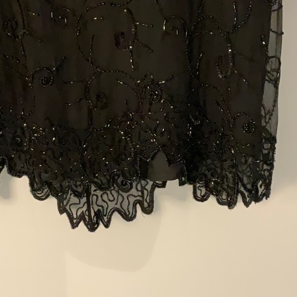 Laurence Kazan 1X black beaded top. Silk outer layer. All beads appear intact. - Picture 3 of 8